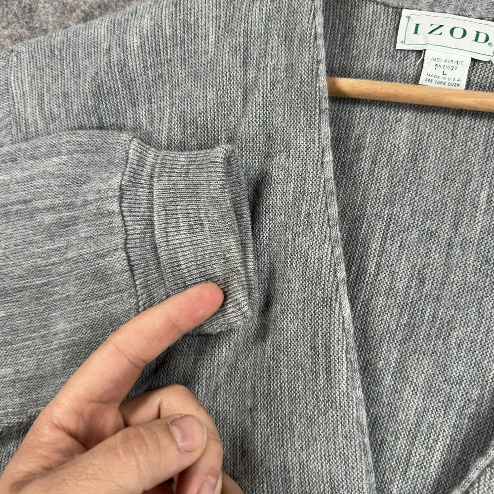 Vintage IZOD Sweater Mens‎ Large Gray Acrylic Cardigan Made USA V Neck Logo